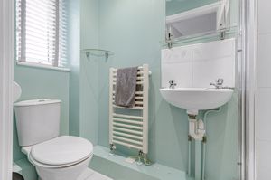 En-Suite - click for photo gallery